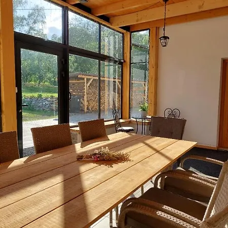 Guest house Bezvetri Mala Moravka